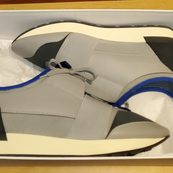 Authentic Balenciaga race runner Send offers - Picture 1 of 12